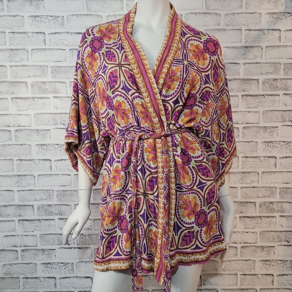 Haute Hippie Tops - Haute Hippie Geometric Reversible Belted Kimono Pockets Size Medium